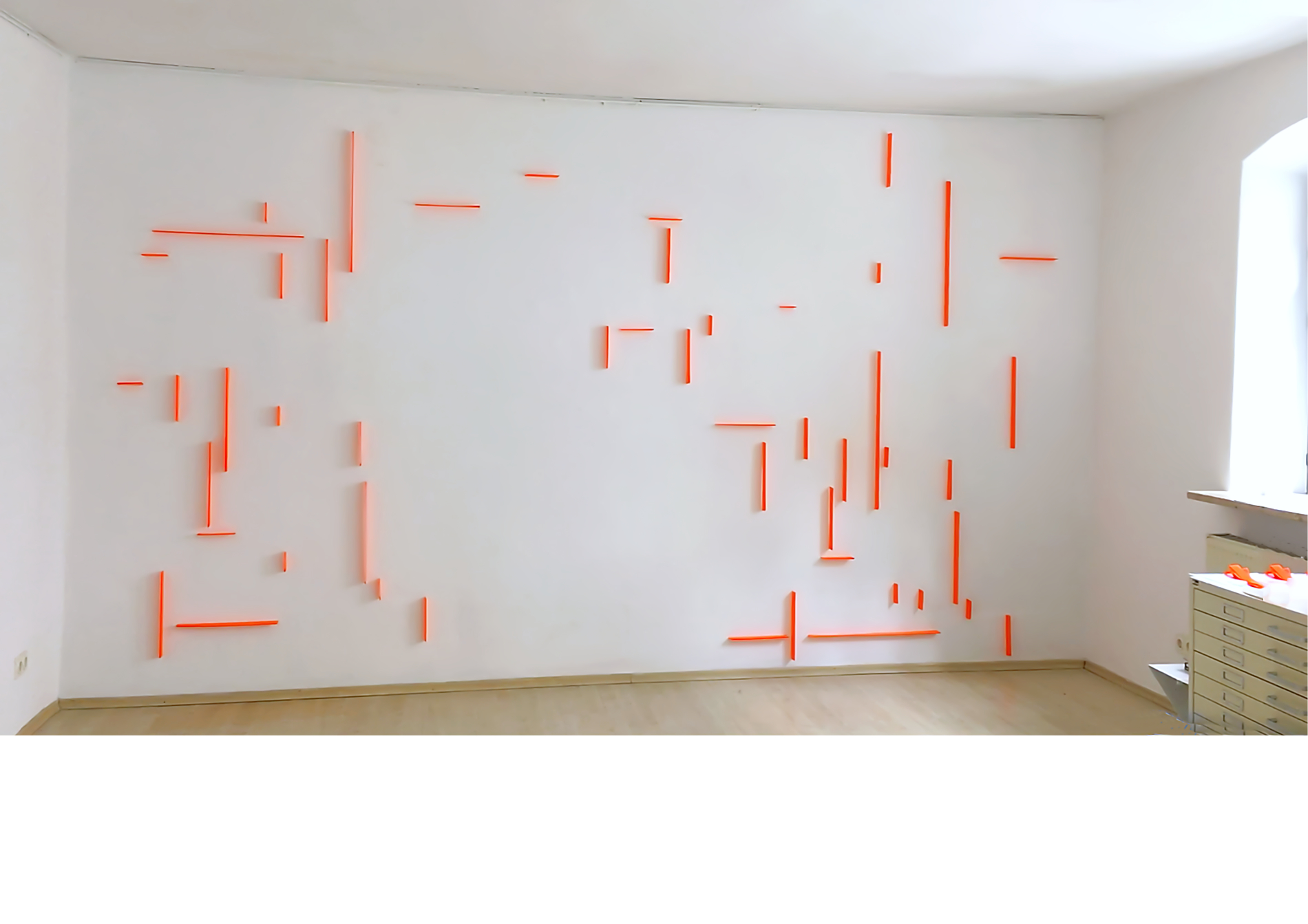 wall drawing 05_2020_tissue, steel pins_275 x 480 x 4 cm